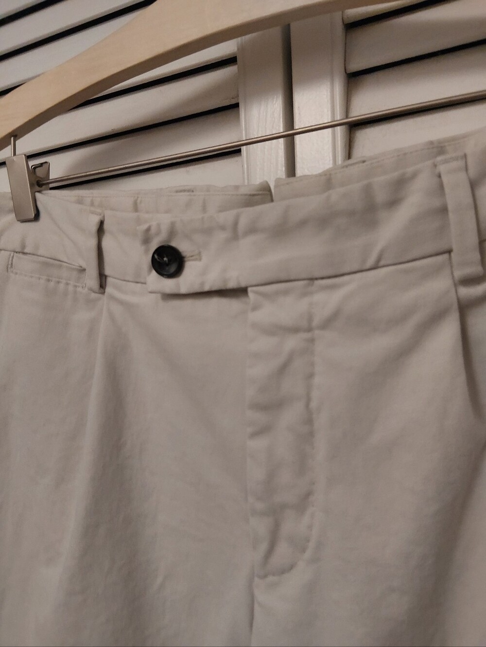 Boss Men's Light Beige Slim Chinos - Picture 4 of 8